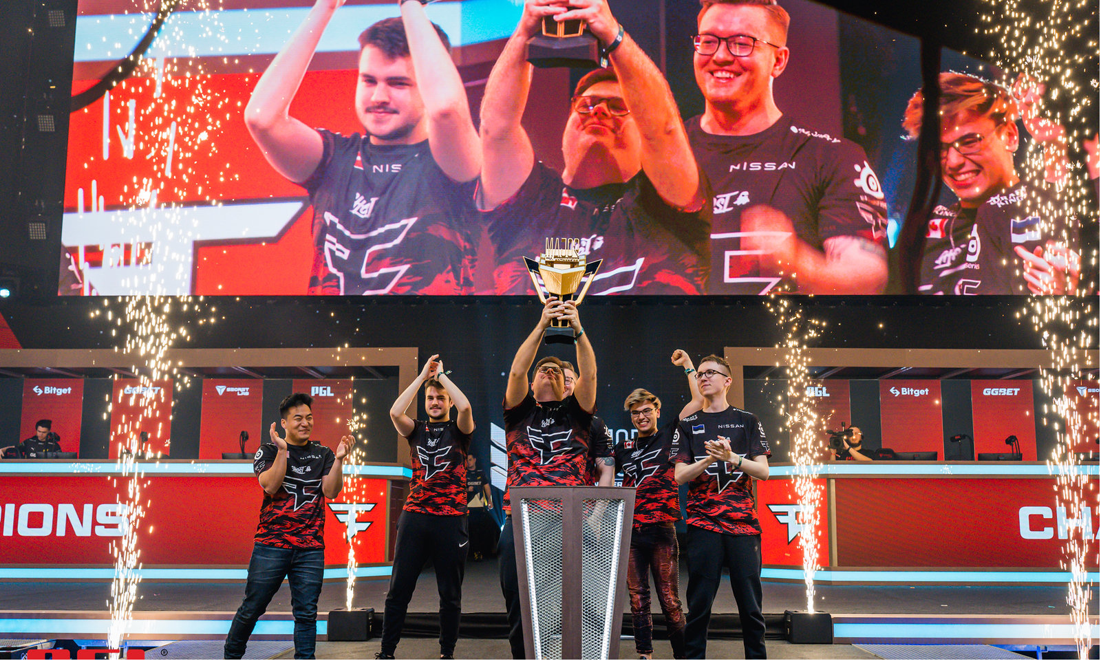 他强调对山 他强调对山